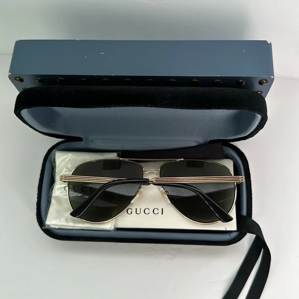 New Authentic Gucci GG0137S 002 61 Sunglasses